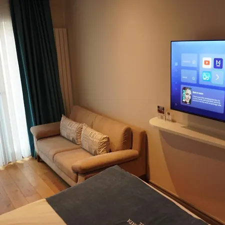 Royal Galata 3*