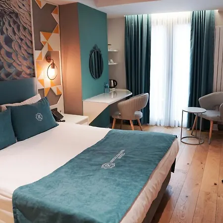 Royal Galata Hotel 3*