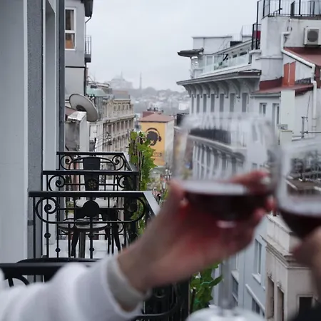 Royal Galata Hotel 3*