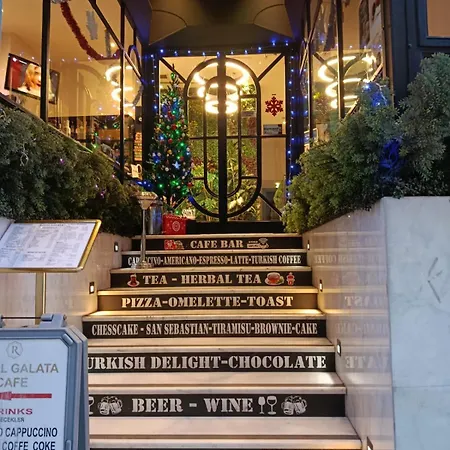 Royal Galata 3*
