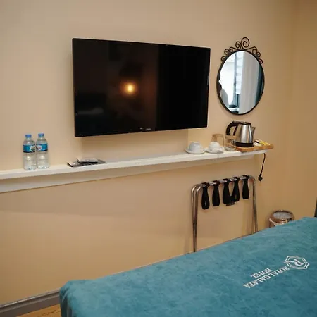 Royal Galata מלון 3*