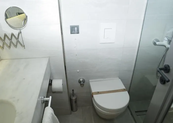 Royal Galata 3*